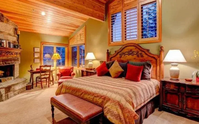 Twin Pines