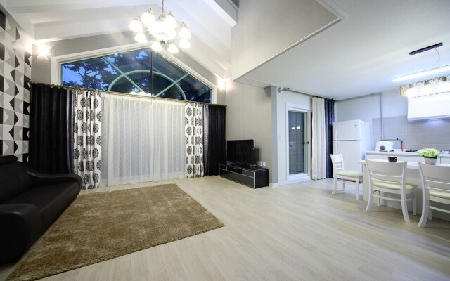 Gangneung Gyeongpo Bali Pension