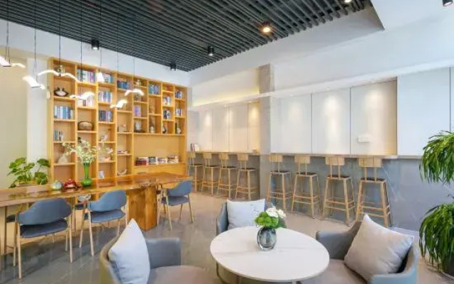 Wanli Hotel（ Conservatory Of Music Store of Hangzhou）