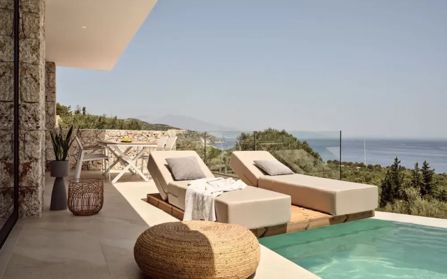 The Sall Suites Complex B - Sea Views