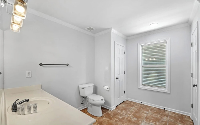 The Salty Fox With Pool