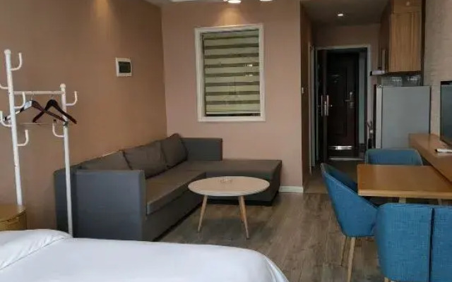 Fuxin County 25 Hour Hot Spring Apartment