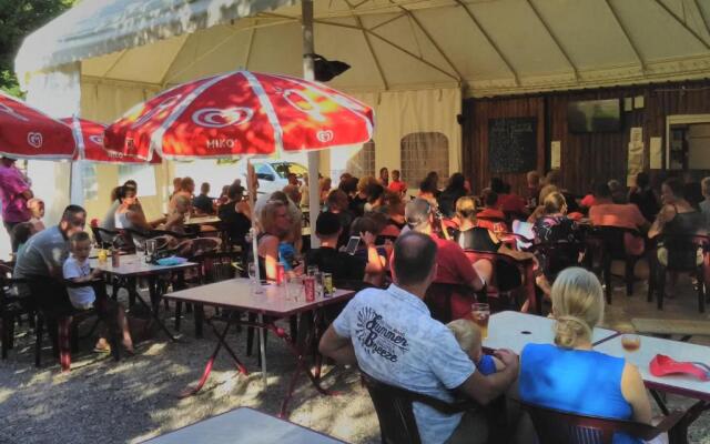 le Camping Des 3 Lacs