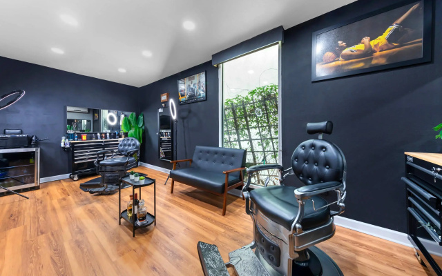 BLVD  and Studios Universal-Hollywood, Ascend  Collection