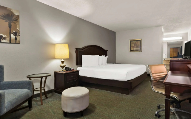 Rodeway Inn