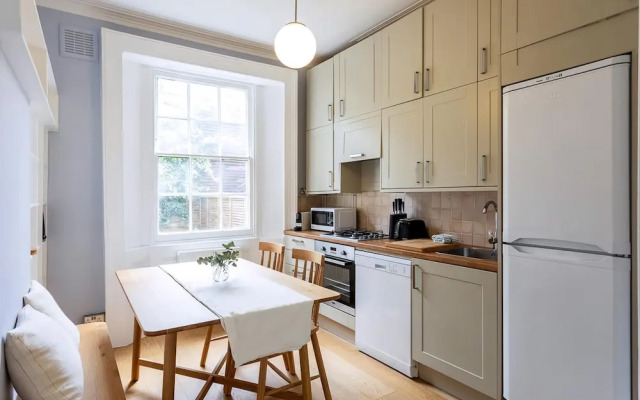 Two Bed Notting Hill Gem