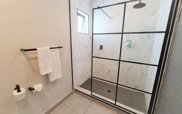 MINT Hotel 84 on Katherine