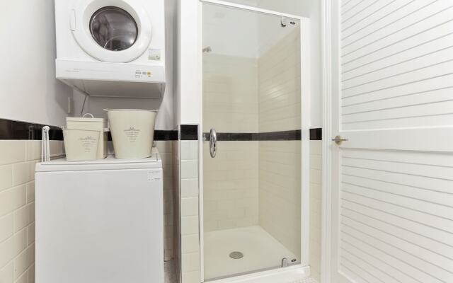 Glamorous Apartment in Viaduct Harbour