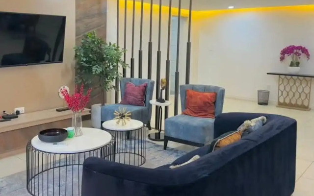 Sapphire Heights Apartments