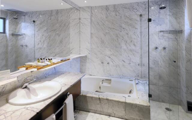 Orla Copacabana Hotel