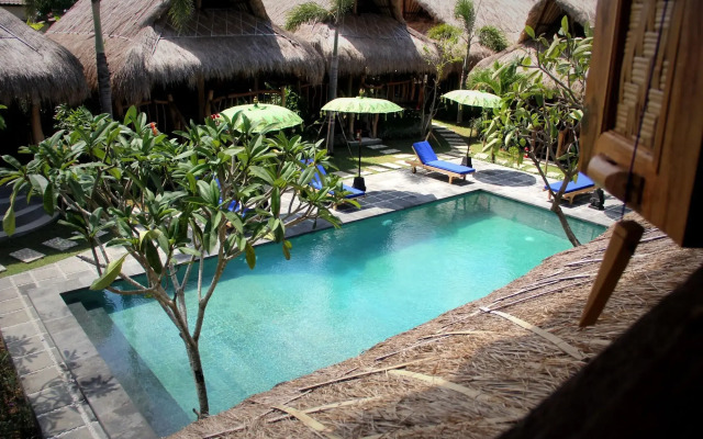 The Calmtree Bungalows