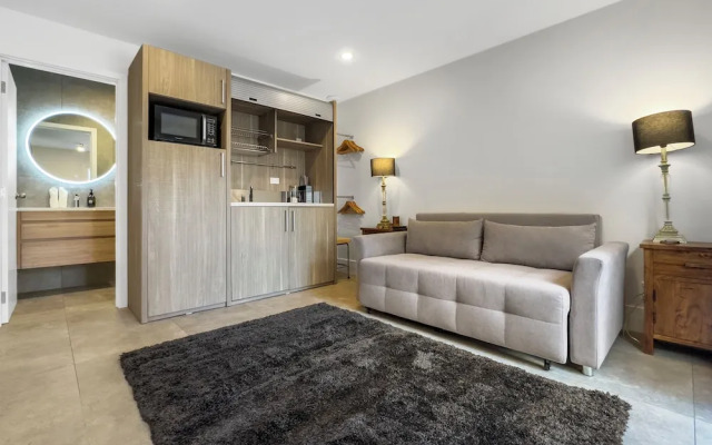 Freemans Bay Home by Urban Rest