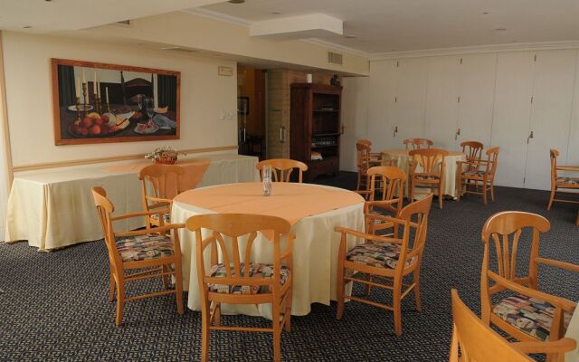 Regency Suites Boutique Hotel