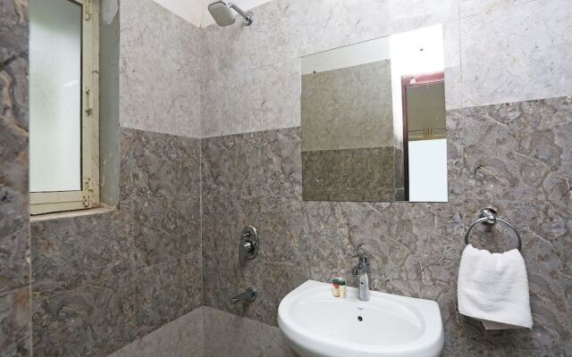 OYO 19001 Home Elegant Stay Bhowali