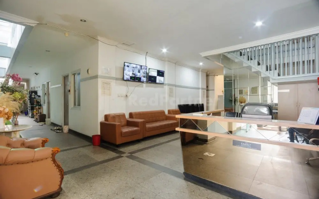 Family Residence Mitra RedDoorz