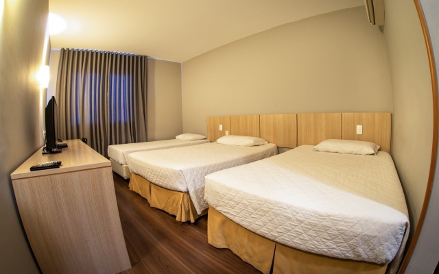 Hotel Campo Largo Express