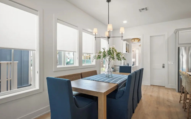 Serenity Shore 305 SOU