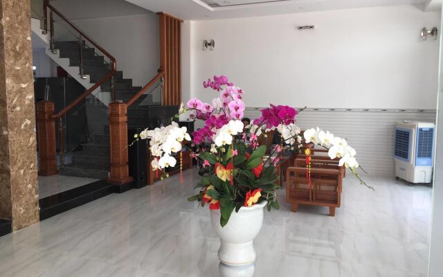 Dam Phuc Hotel