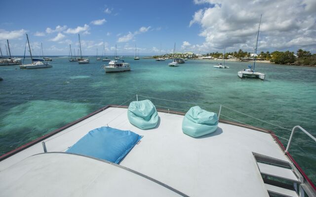 Aqua Lodge Les Saintes