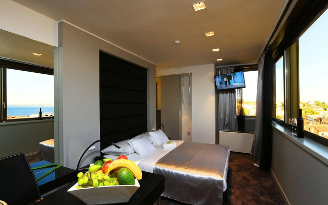 The View Luxury Rooms