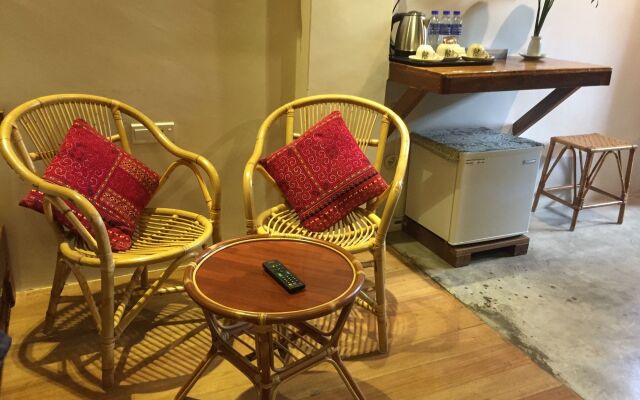 Palm Mansion Boutique Suites by Moxy