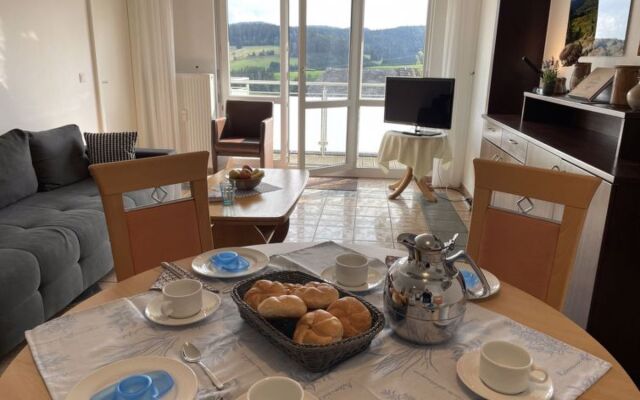 Schwarzwaldblick 16443