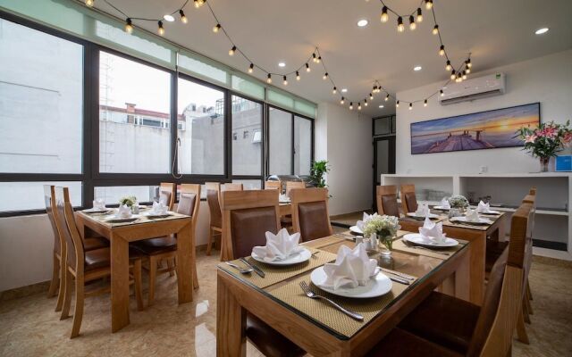 Valley Hotel & Travel