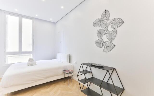 126 - Urban Amazing 3BR Montorgueil