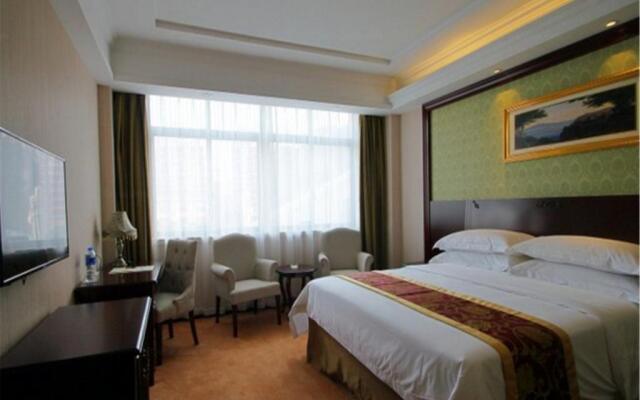 Vienna Hotel Shanghai Puong Jinqiao Park