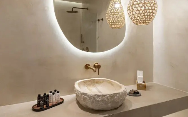 Etesians Suites & Villas