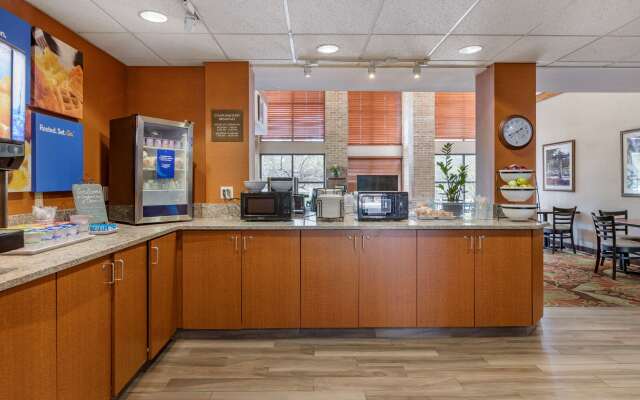 Comfort Inn Okemos - East Lansing