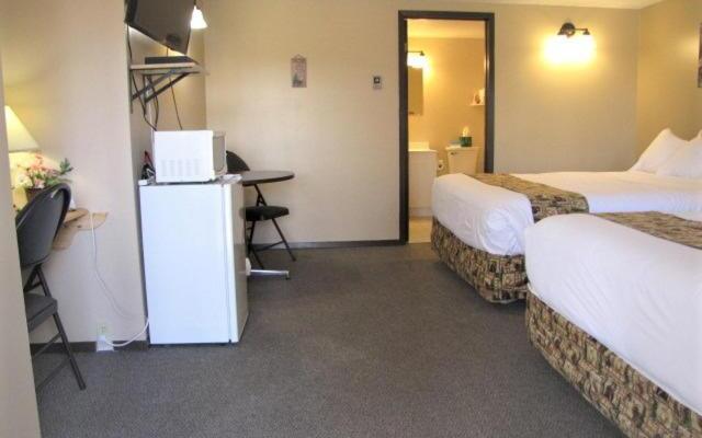 Bear Country Inn and Suites