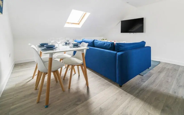 Modern Town Center Apartments Aldershot