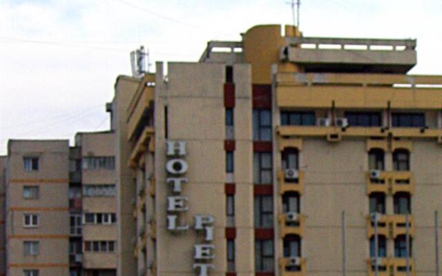 Hotel Pietroasa