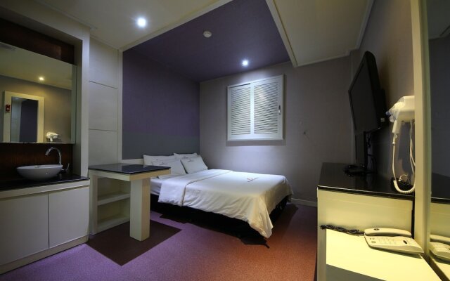 Samho Park Hotel
