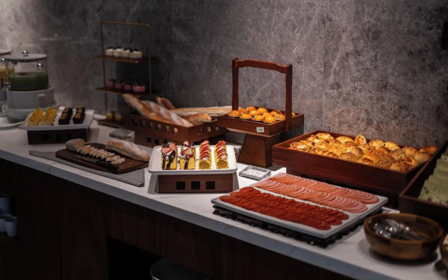 Novotel Shanghai Baoshan Jiusi