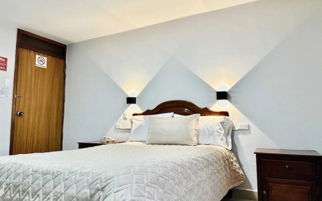 Hotel Tiwintza Internacional
