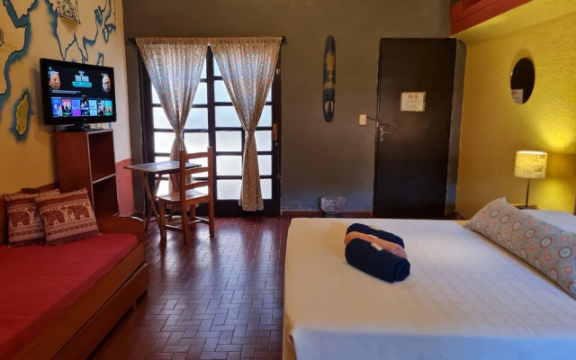 El Nomada Hotel & Hostel