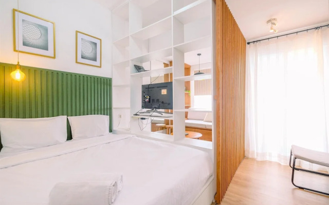 Cozy Living Studio Room Royal Sentul Park Apartment