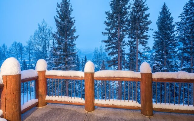 Prospect Falls by Exceptional Stays