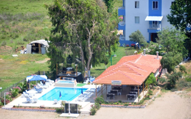 Onder Yildiz Hotel