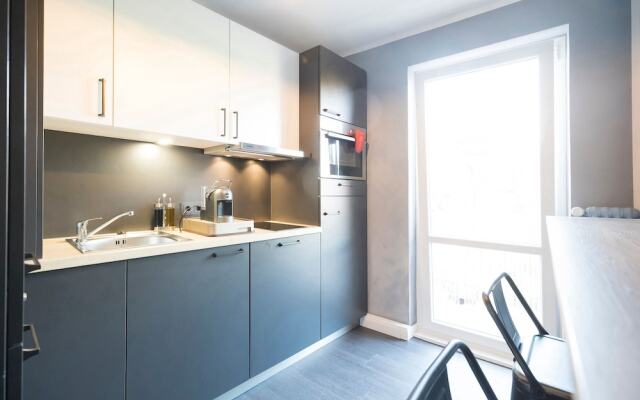 Riverview Apartments by dasPaul