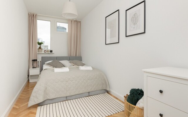 Warszawa Apartment Żelazna by Renters