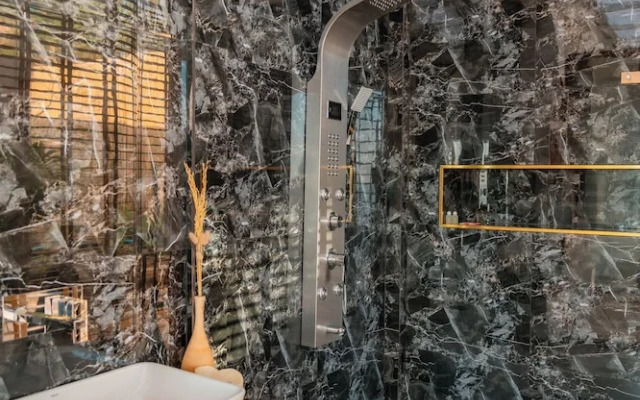 Baan La Ong Fah 2-Mon Jam