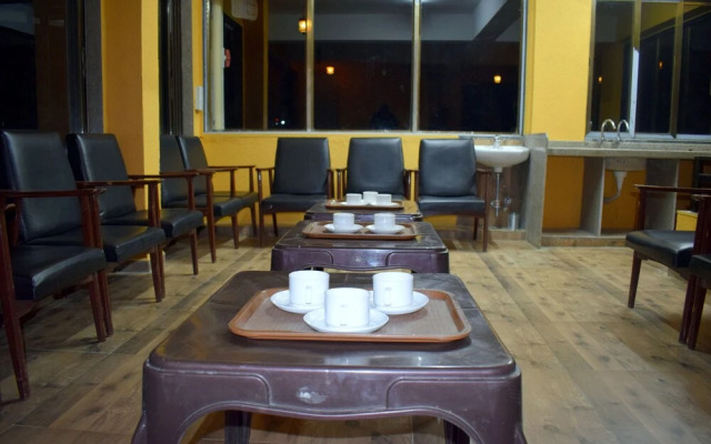 Hotel Kansar Palace