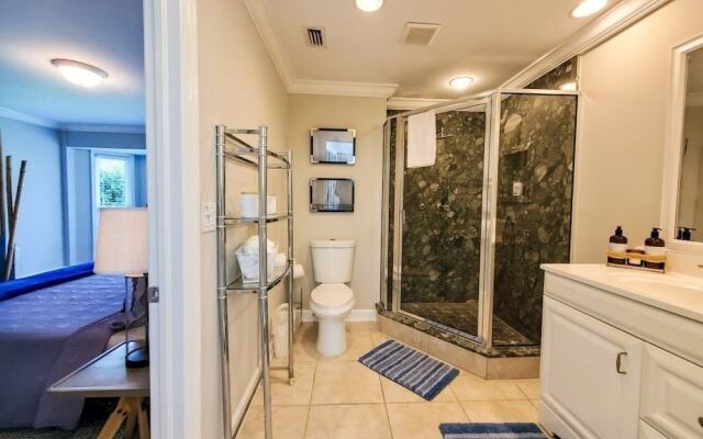 Paradise Awaits - Wkly 3 Bedroom Home