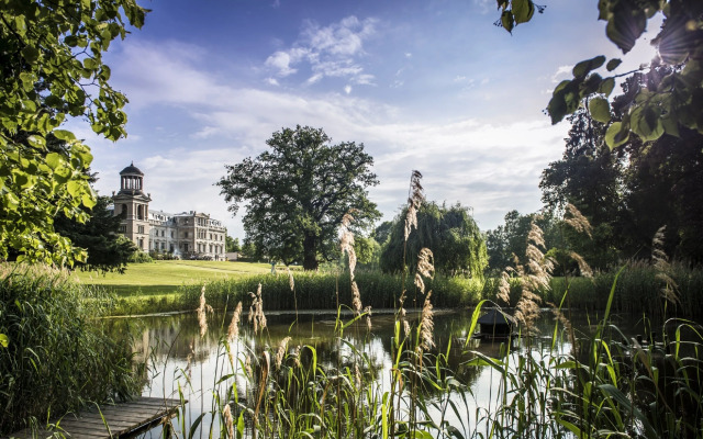 Schloss mit Park Kaarz