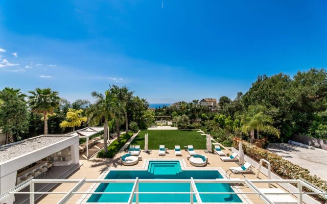 All About Villa Serenity