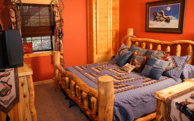 CHATEAU BEARDEN - 3 Br Cabin