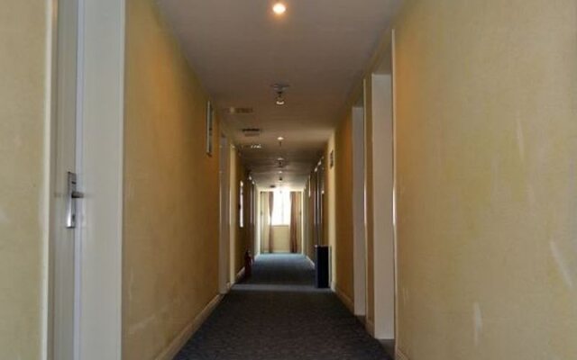 7Days Inn Zhengzhou Huayuan Road ITC 360 Plaza